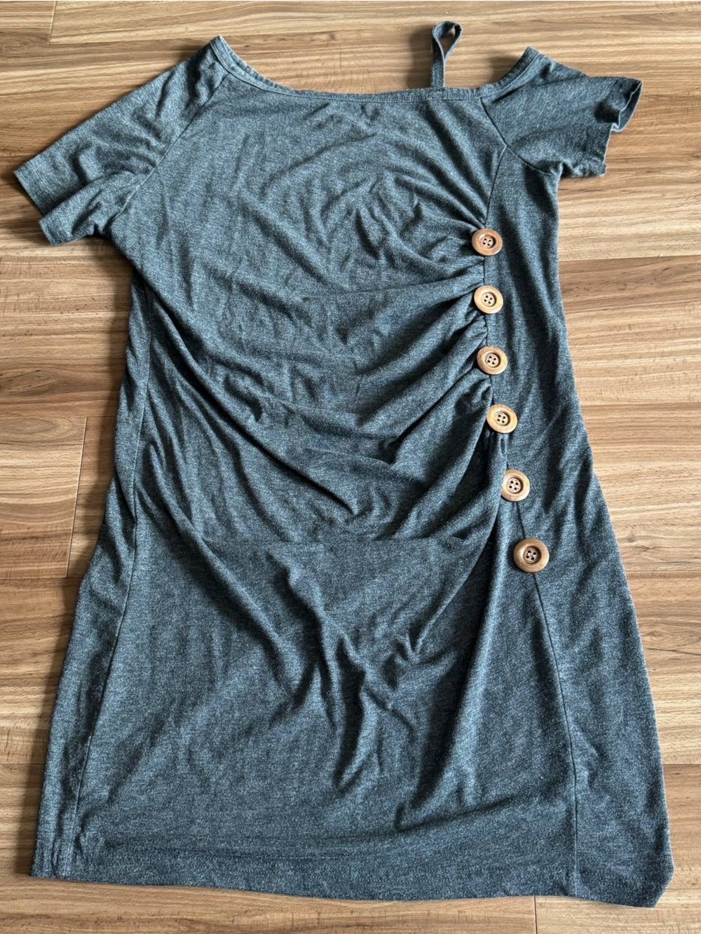 Women's Gray Button-Embellished Midi Top